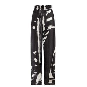 Diarrablu Leer Pant in Suto Print Black
